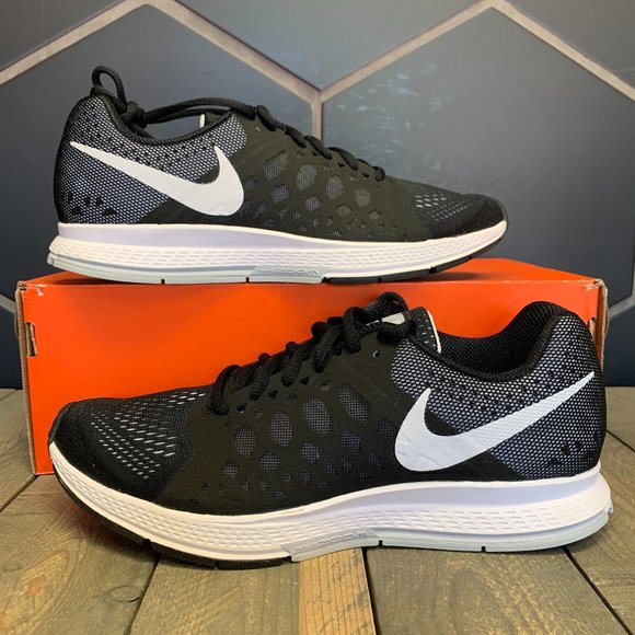 Nike Shoes - Womens Nike Air Zoom Pegasus 31 Black White